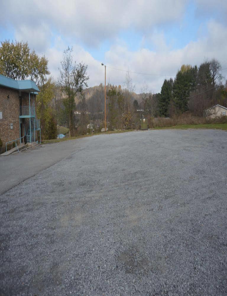 Budget Inn Of Tazewell County Pounding Mill Exteriör bild